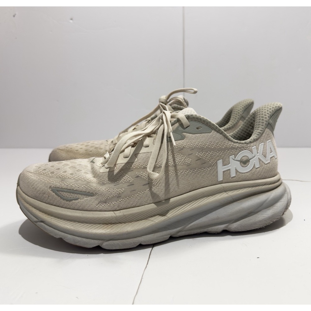 Hoka One One Men's HOKA Clifton 9 Running Shoes Sneakers Oat Milk Barley Size 10